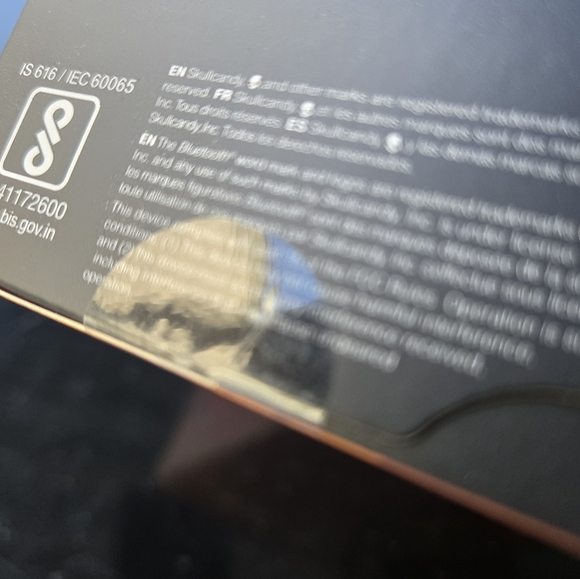 SKULLCANDY CRUSHERS EVO WIRELESS SPECIAL EDITON - Picture 5 of 5